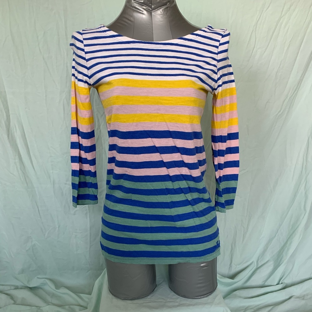 3/4 sleeve striped shirt